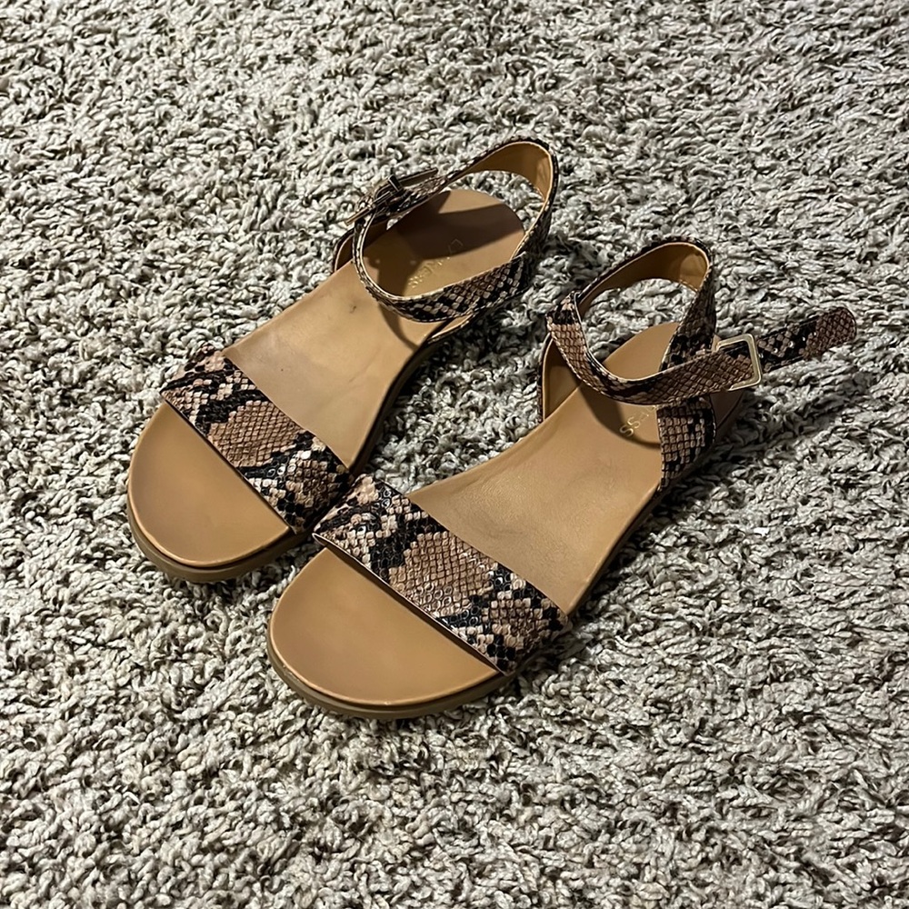 Express snakeprint sandals
